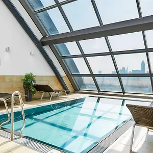 radisson-blu-hotel-frankfurt.frankfurtammainhotels.com/